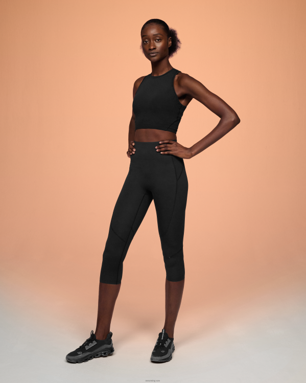 On Running نحيف حركة 3/4 الجوارب DH2TH268 أسود