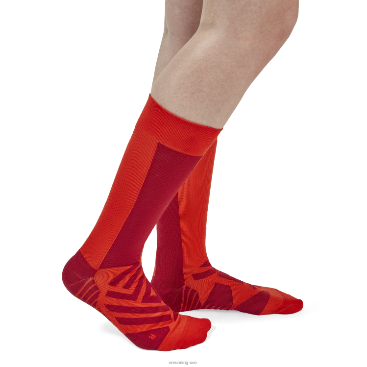 On Runningجورب عالي DH2TH515 الفلفل الحار / التوابل